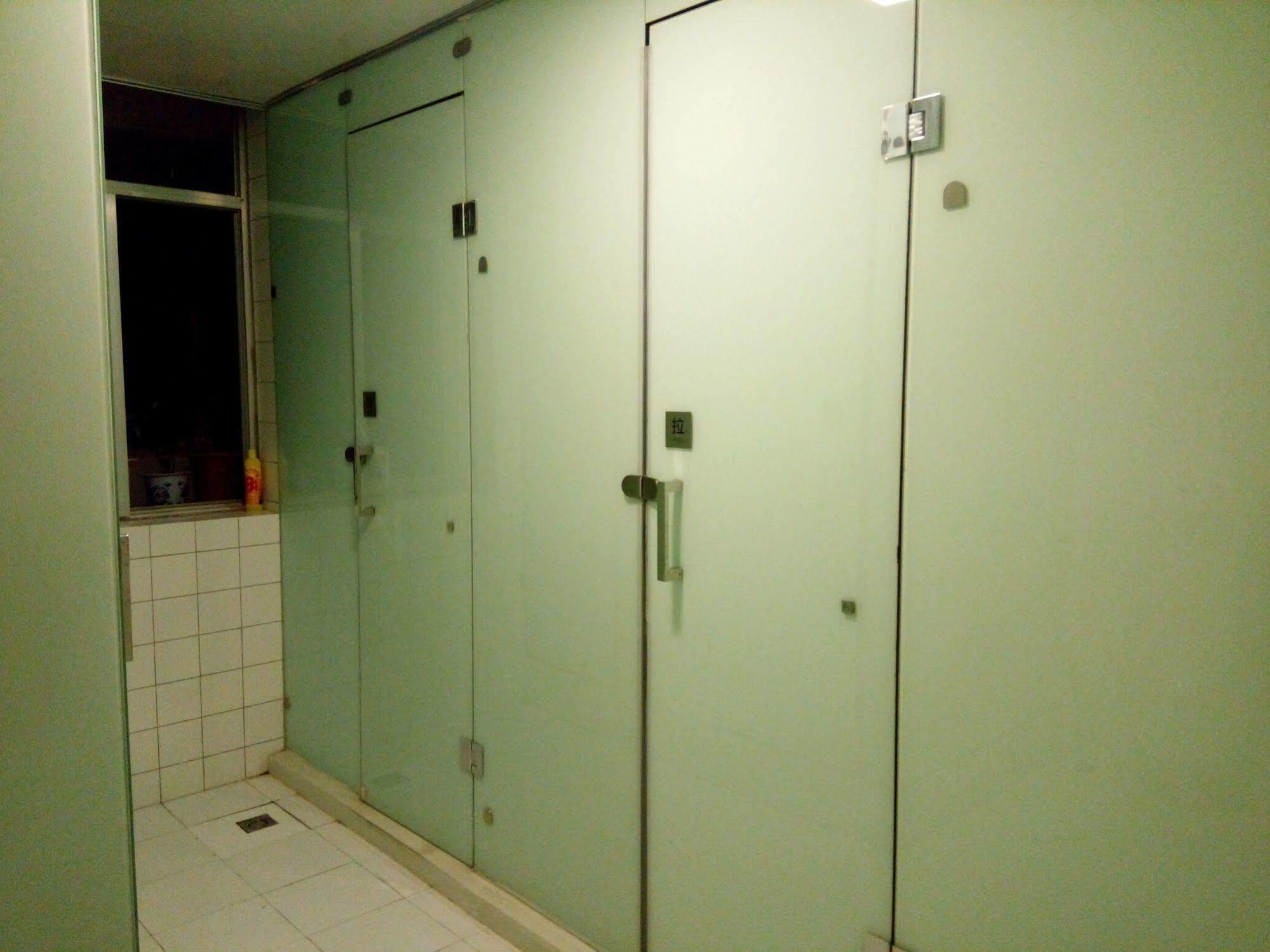 Right Here Hotel Dunhuang Luaran gambar