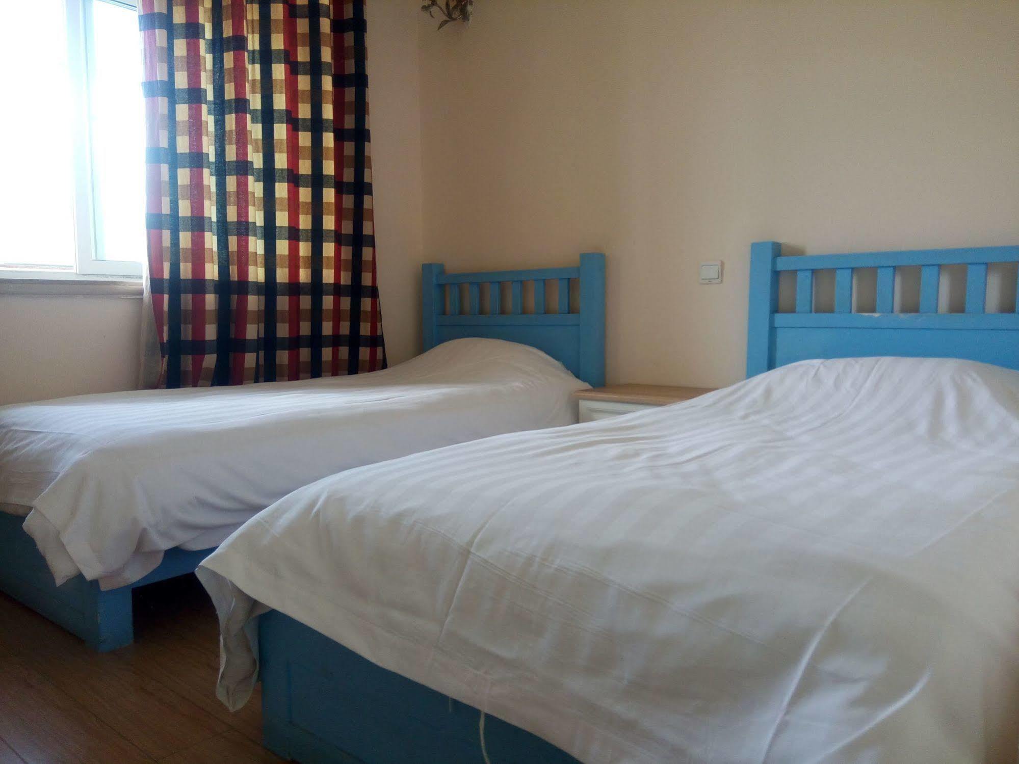 Right Here Hotel Dunhuang Luaran gambar
