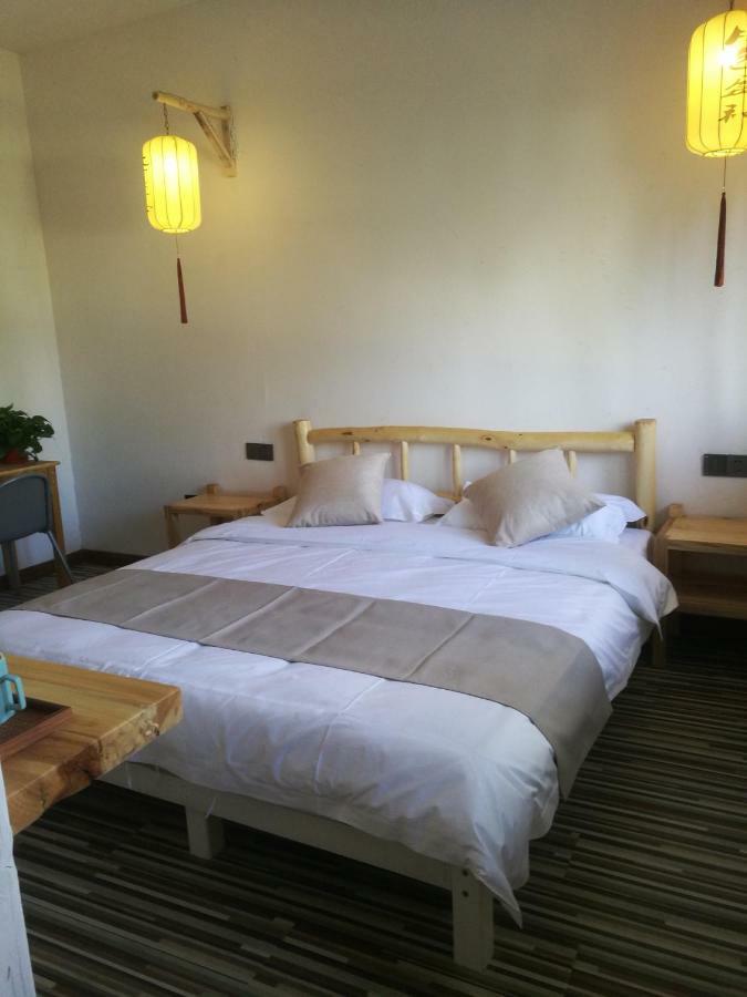 Right Here Hotel Dunhuang Luaran gambar
