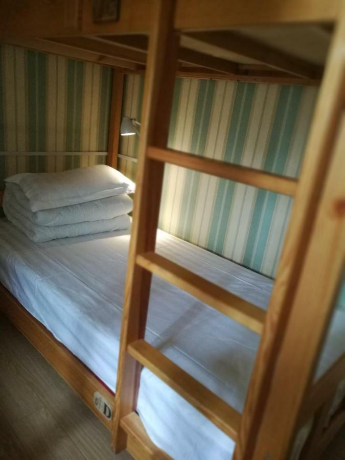 Right Here Hotel Dunhuang Luaran gambar