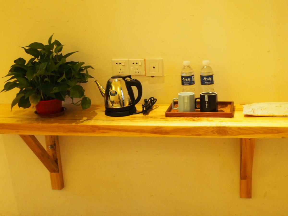 Right Here Hotel Dunhuang Luaran gambar