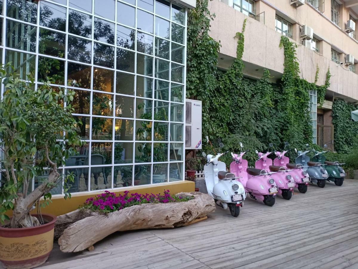 Right Here Hotel Dunhuang Luaran gambar